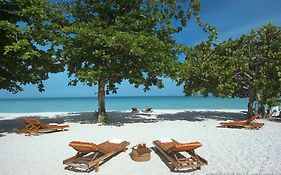 Grand Pineapple Beach Negril Resort